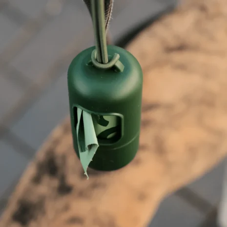 Beco_DTC_1000x1000_Bag-dispenser_lifestle-111272_900x Beco_DTC_1000x1000_Bag-dispenser_lifestle-111272_900x