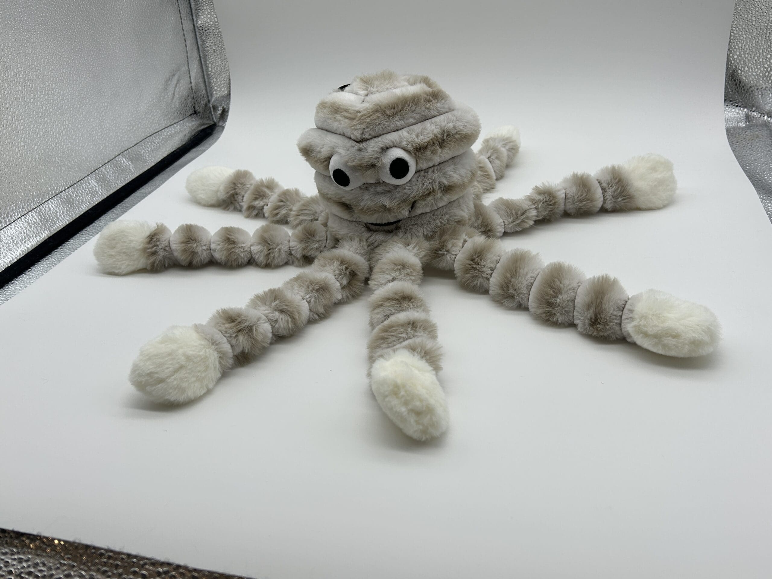 Gor Reef Bobble Big Daddy Octopus (Assorted Colours) - Image 4